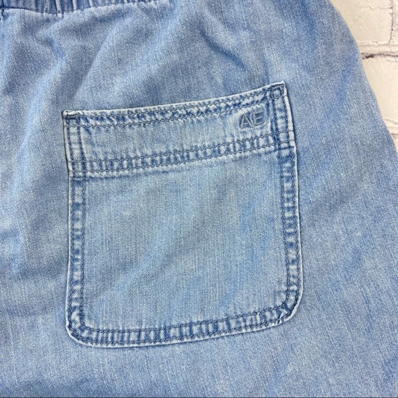 American Eagle Woman’s Lightweight loose fit elastic waist jean shorts size S - Picture 9 of 10